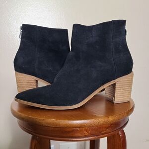 Beast Fashion Black Suede Ankle Booties